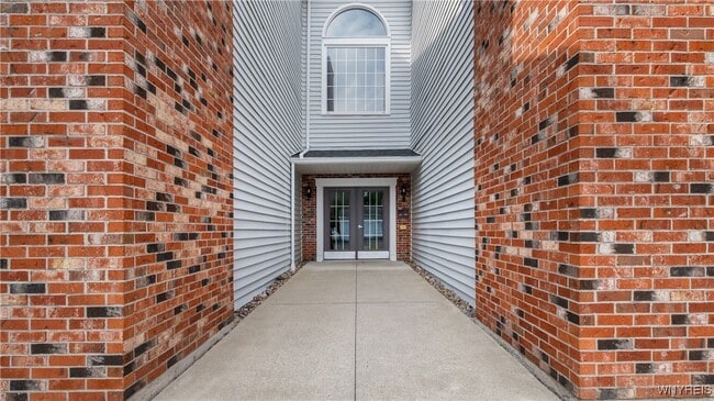 Photo - 1175 Youngs Rd