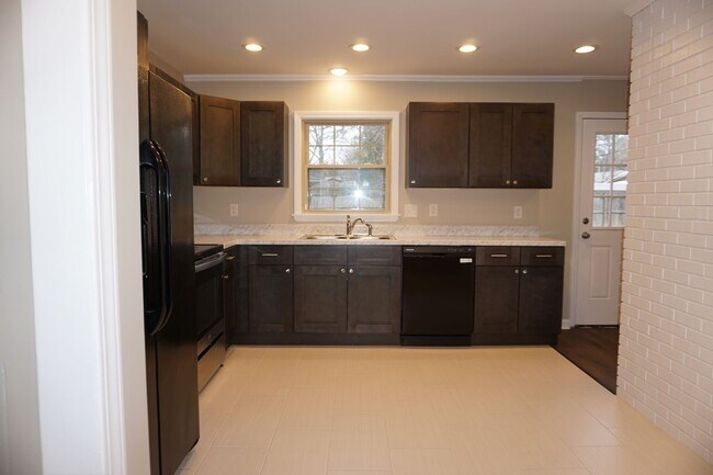 Photo - 1515 Kitchen St