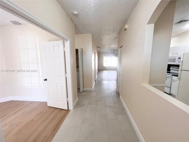 Photo - 4259 SW 10th Ct