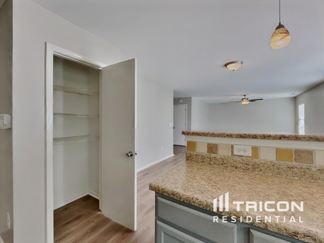 Photo - 336 Rowan Dr