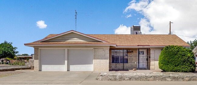 Building Photo - 5301 Marcillus Ave