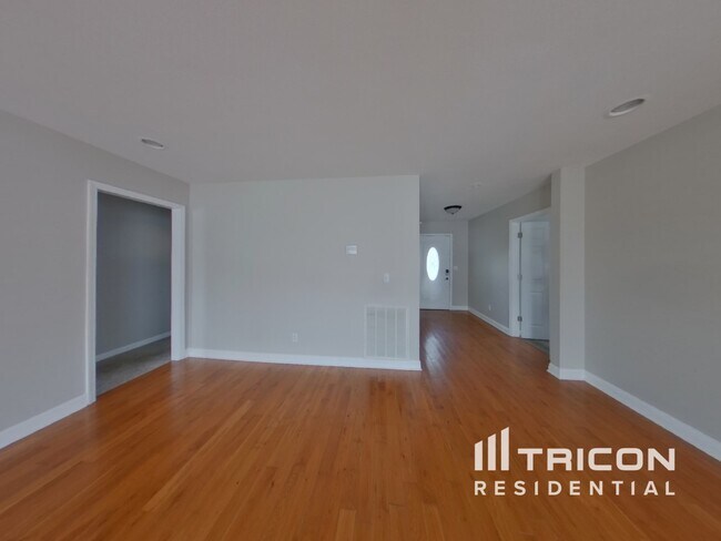 Photo - 1616 Jamie Dr