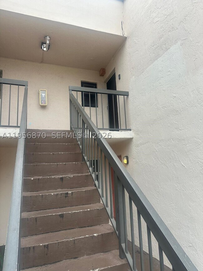 Photo - 855 NE 209th St Unit 203-34