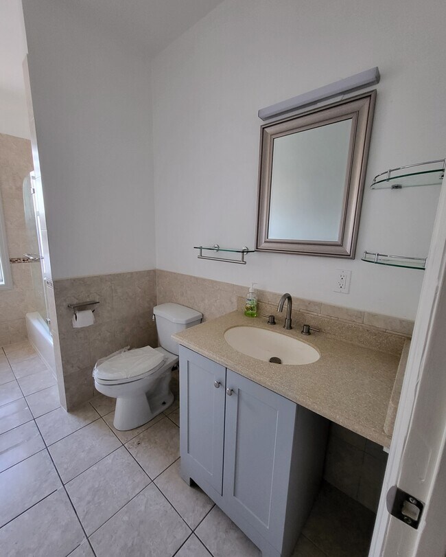 Photo - 500 W Side Ave Unidad a