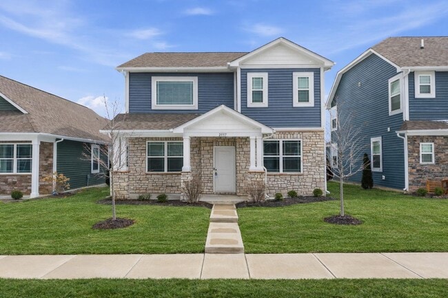 Building Photo - 2557 Plano Dr