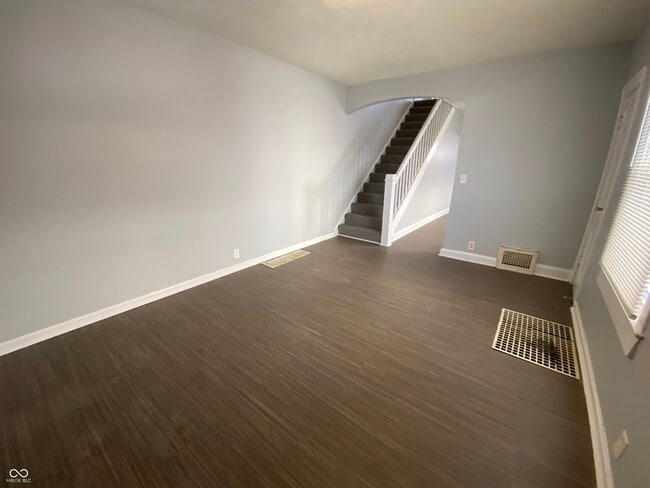 Photo - 3252 Winthrop Ave