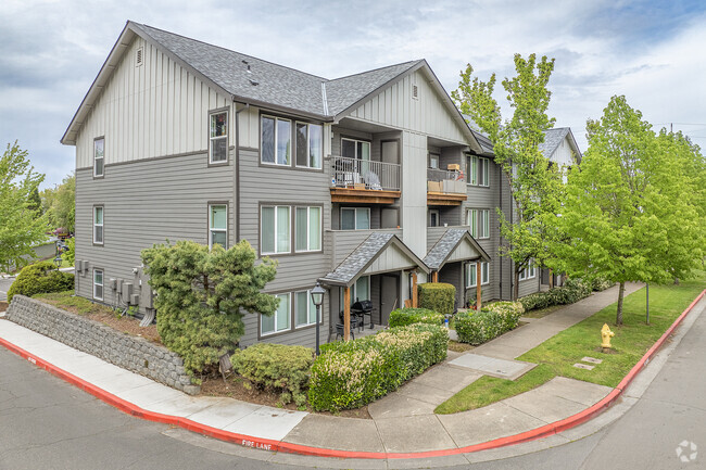 Exterior - Gateway Commons Apartments