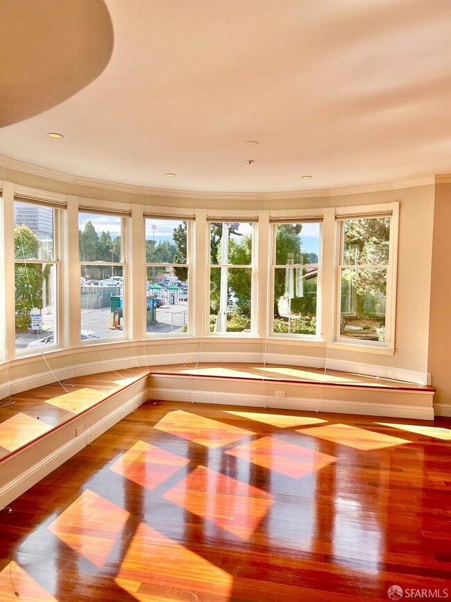 Photo - 798 Stanyan St