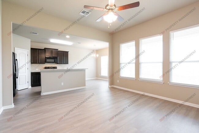 Photo - 7213 Lee Hall Loop