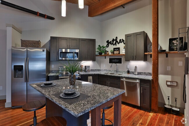 Photo - The Elements West