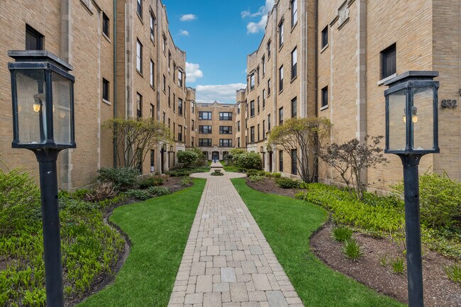 Photo - 832 Michigan Ave Unit G2