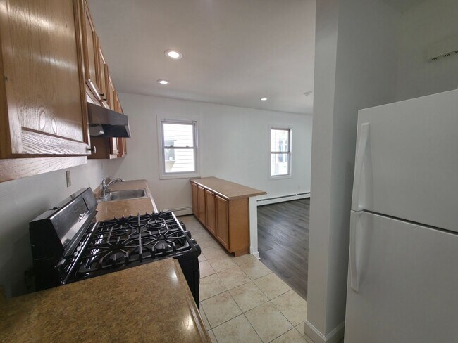 Photo - 130 Park Ave Unit 1R