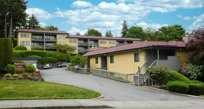 Building Photo - 2bd/2ba Kirkland Condo Unit 305