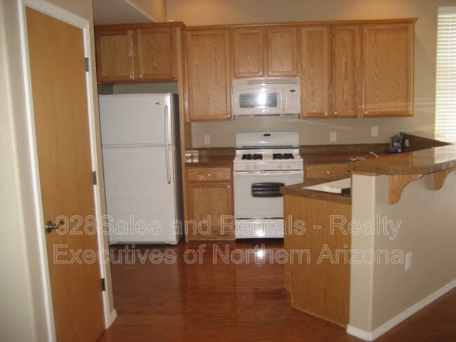 Photo - 4446 E Savannah Cir