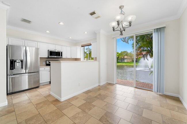 Photo - 3057 Laurel Ridge Cir