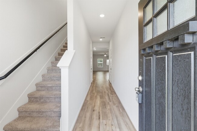 Building Photo - 8380 Bristlecone