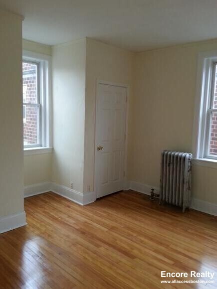 Photo - 62 Egmont St Unit 1