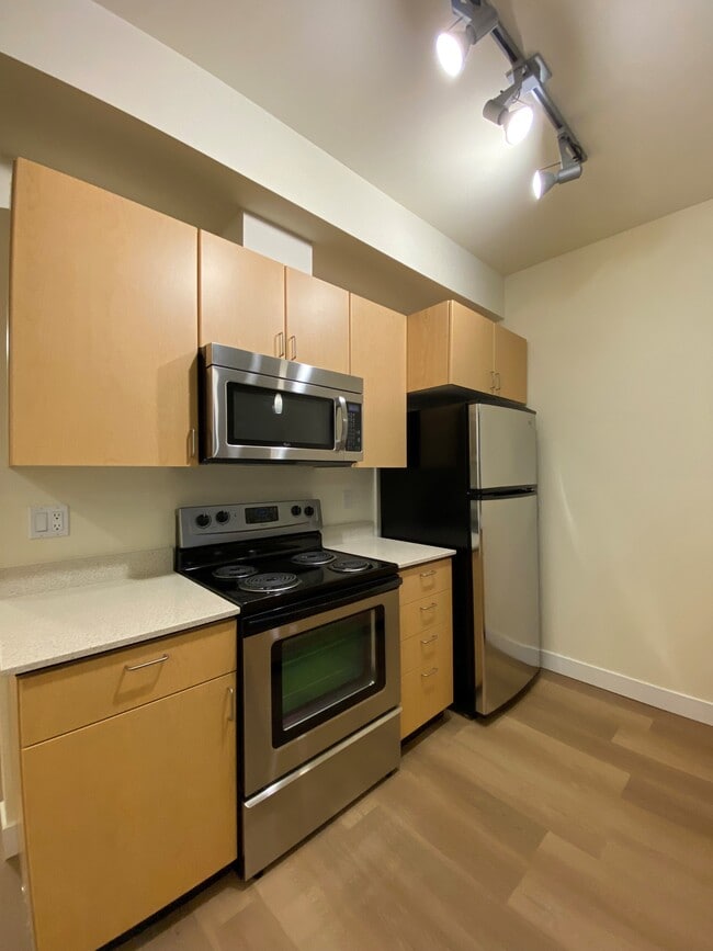 418 Kitchen - Library Place