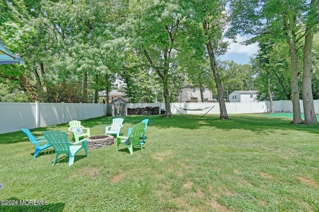 Photo - 445 Brookside Ave