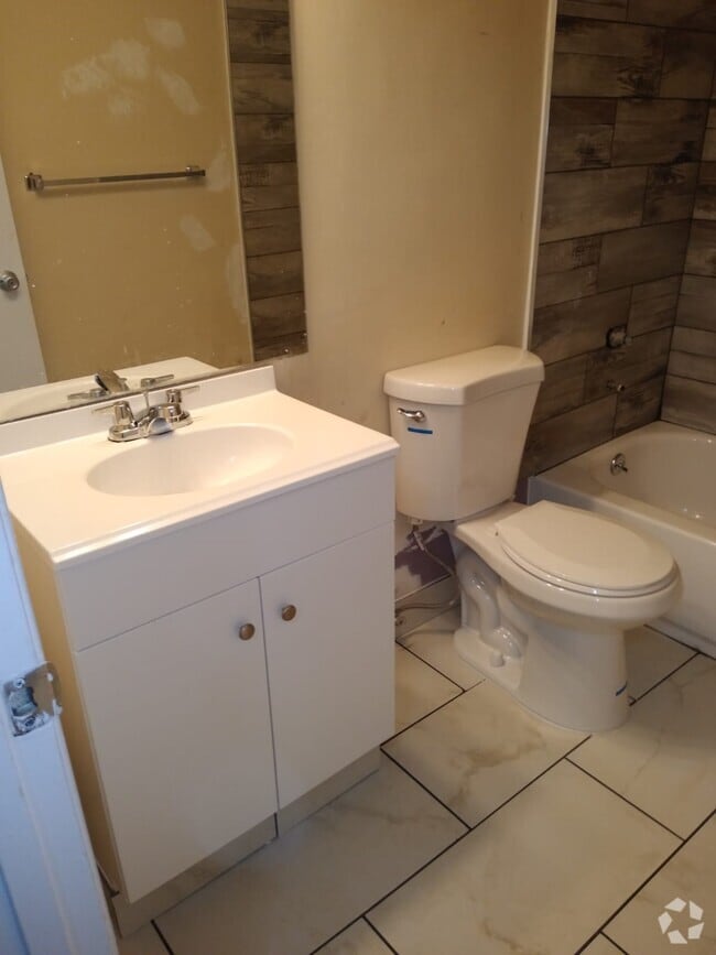 Building Photo - 1123 Starbird Cir Unit 3 Rental