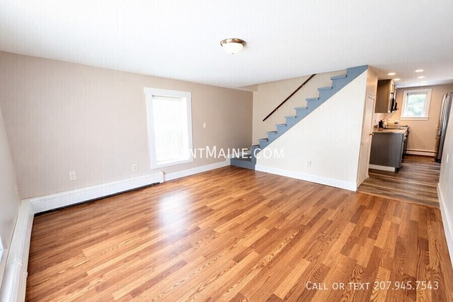 Photo - 12 Spring St Unit Apt #2