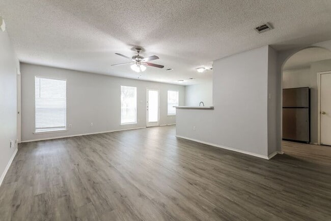 Photo - 12805 Dove Field Ln