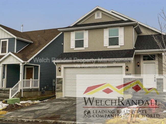 Photo - 2542 Andover St