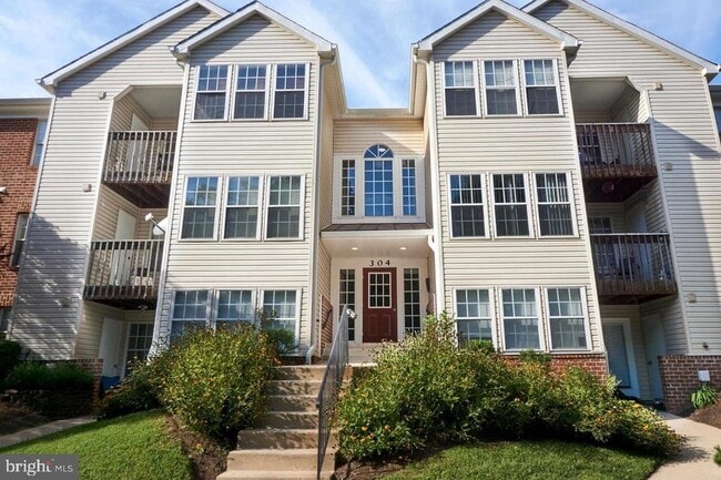Building Photo - 304 Juneberry Way Unit 3C Rental
