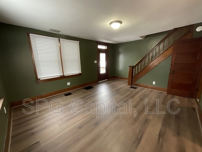 Photo - 727 N Pitt St