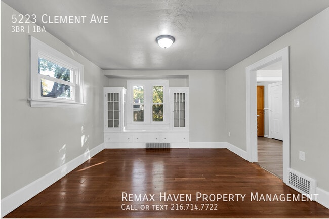 Photo - 5223 Clement Ave