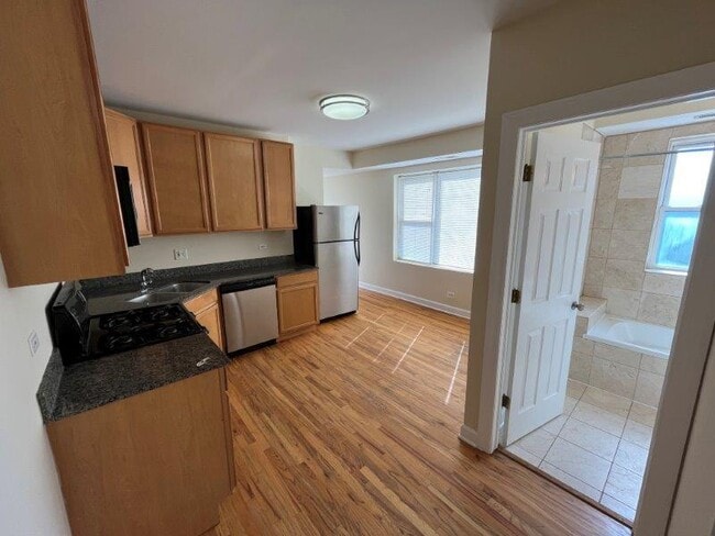 Photo - 4606 N Monticello Ave Unit 3S