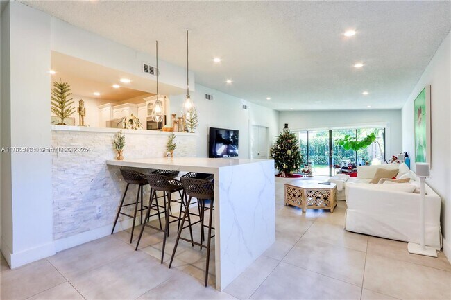 Building Photo - 10478 SW 75th Ln