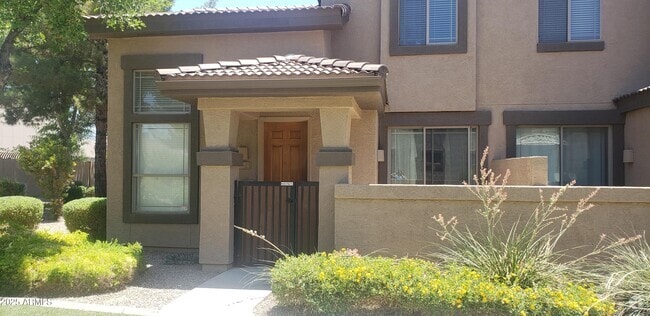 Building Photo - 1225 N 36th St Rental