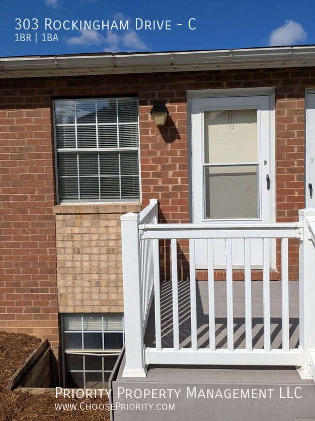 Building Photo - 303 Rockingham Dr Unit C