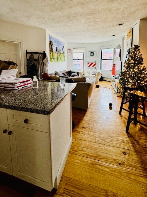 Photo - 606 Columbus Ave