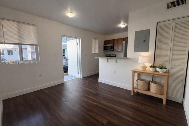 Photo - 540 NW 7th St Unit 32