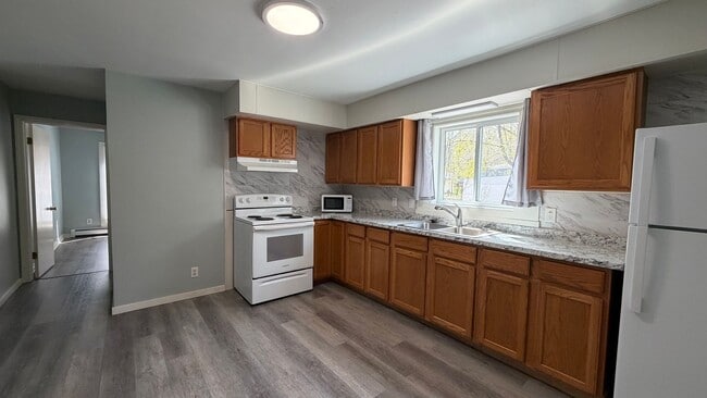 Photo - Newly Renovated 1BR | All Utilities Included | Prime Location