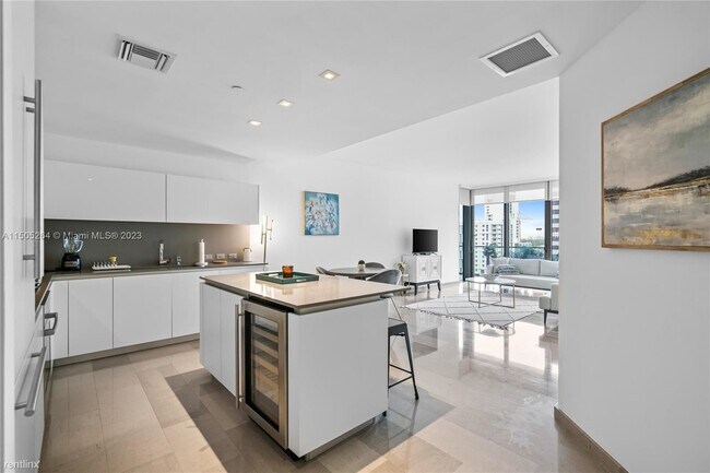 Photo - 1 br, 1.5 bath Condo - 88 SW 7th St Apt 710 Unidad Apt 710