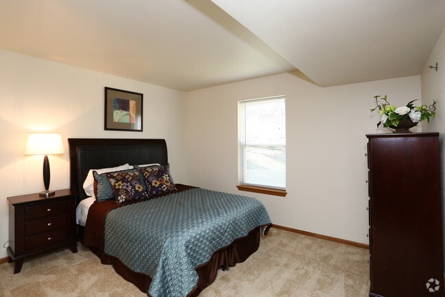 2 Bedroom