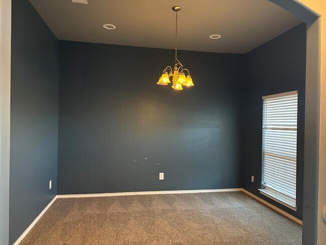 Photo - 200 E 99th Ct