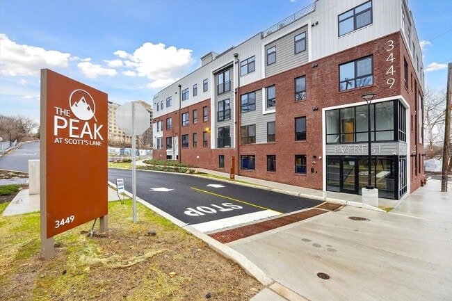 Building Photo - 3449 Scotts Ln