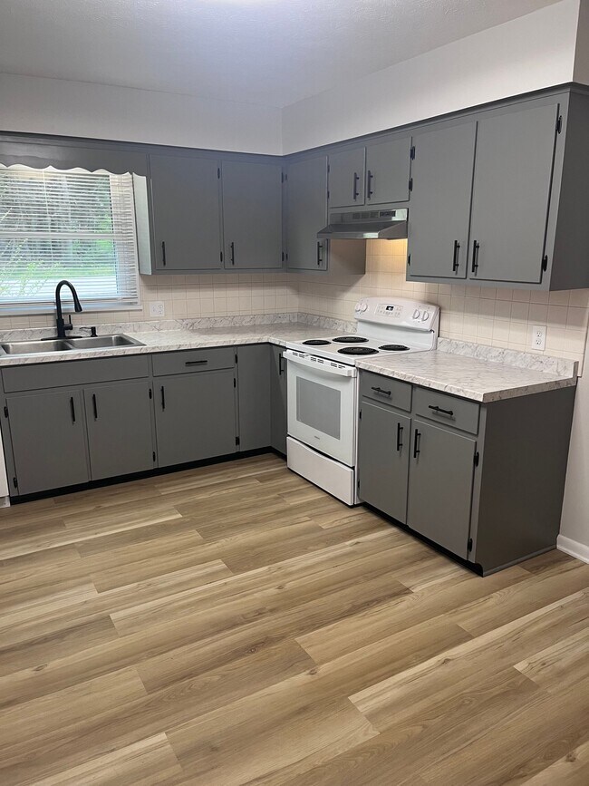 Photo - 3300 Twin Hills Rd NW Unit 3300