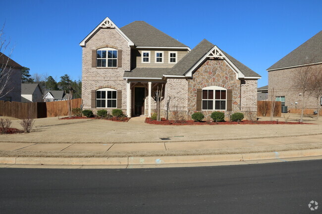 Building Photo - Executive Rental in Cypress Point S/D