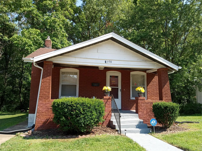 Building Photo - 4300 Ravenwood Ave Rental