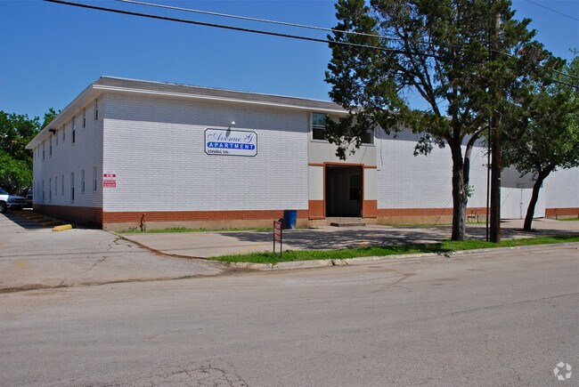 La Mariposa Apartaments - The Academic