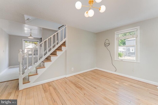 Photo - 3729 S Four Mile Run Dr