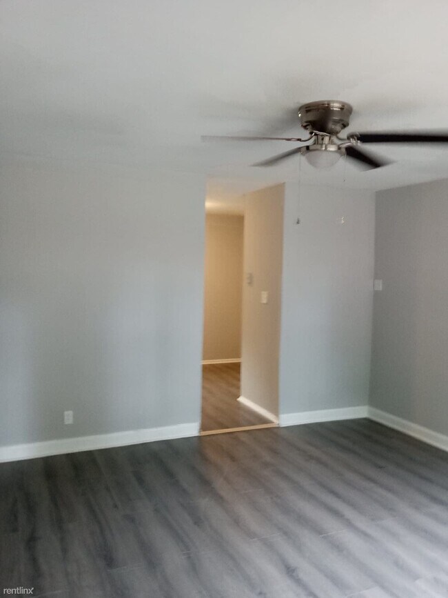 Photo - 3 br, 1 bath House - 18 Lynwood Drive