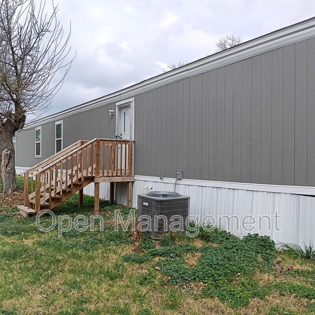 Photo - 2501 Martin Luther King Dr