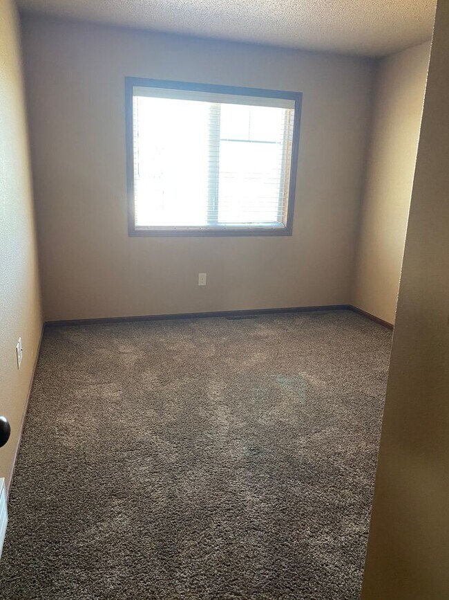 Photo - Beautiful, 3 bedroom Townhouse