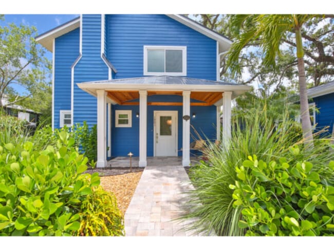 Photo - Completely renovated 4 bedroom cottage in Sarasota's historic district